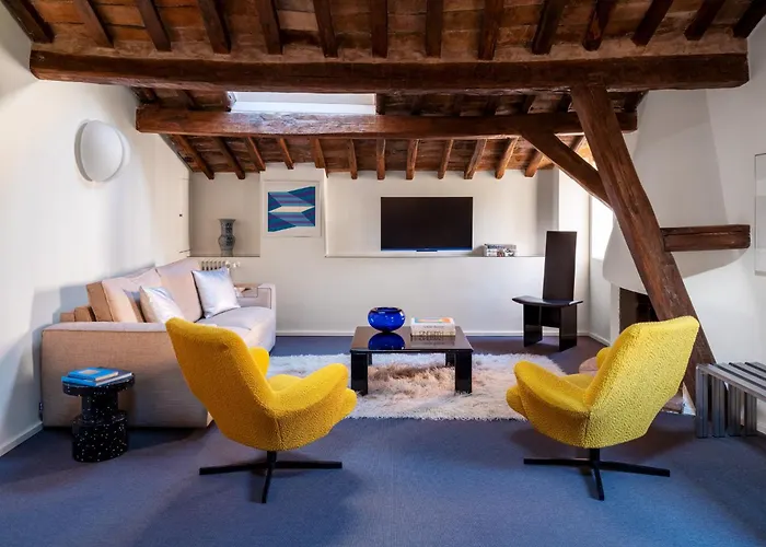 House Of Allora 4*